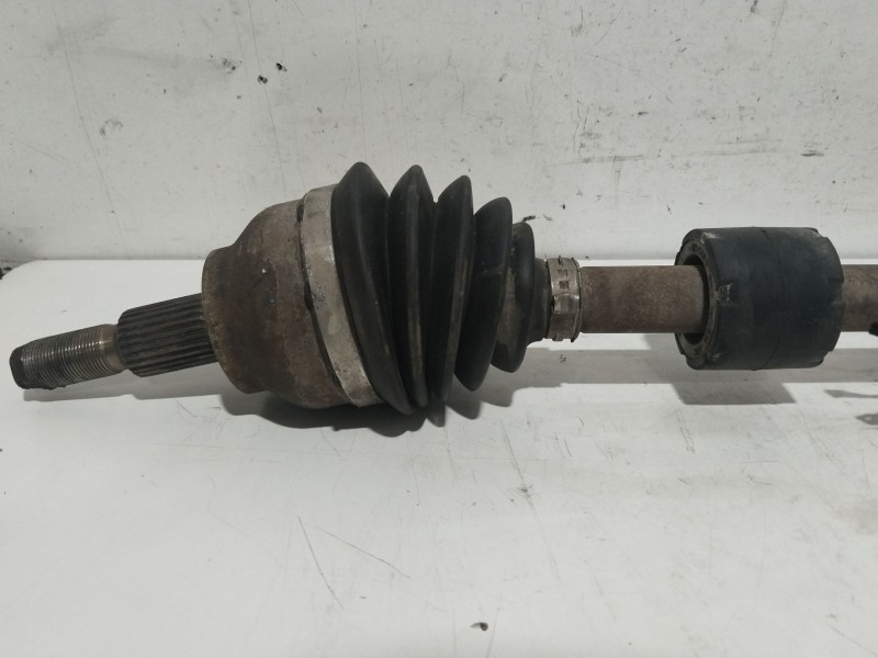 Recambio de transmision delantera izquierda para ford focus iii 1.6 ecoboost referencia OEM IAM 1686194  