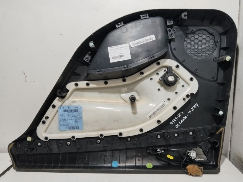 Recambio de guarnecido puerta trasera izquierda para skoda octavia combi (1z5) 4x4 referencia OEM IAM 1Z9867211  