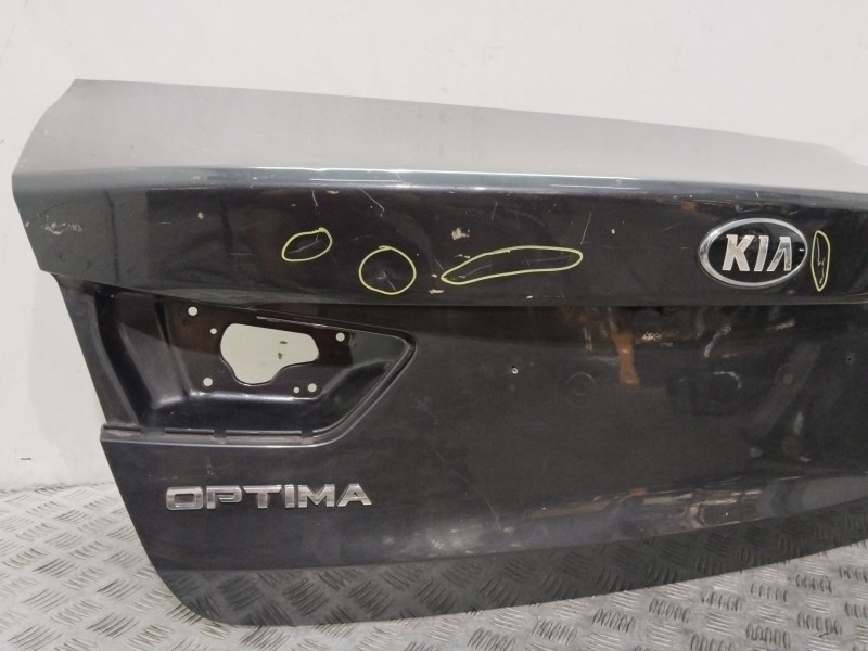 Recambio de tapa maletero para kia optima concept referencia OEM IAM 69200D4020  GRIS
