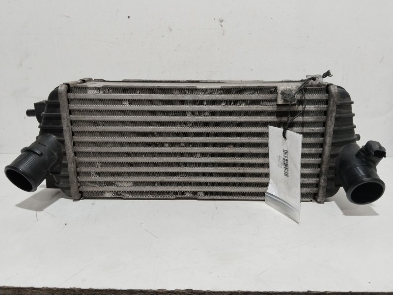 Recambio de intercooler para hyundai i40 cab bluedrive referencia OEM IAM 282712A540  