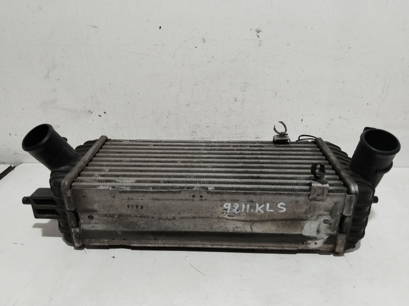 Recambio de intercooler para hyundai i40 cab bluedrive referencia OEM IAM 282712A540  
