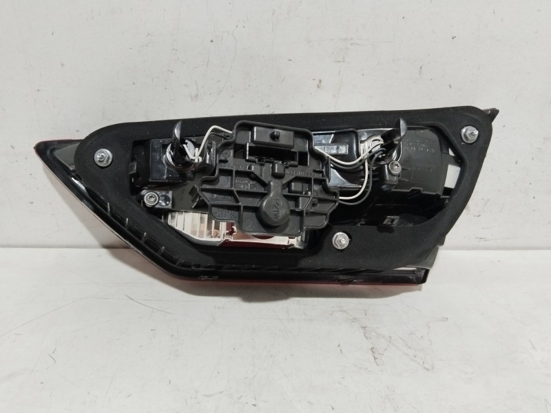 Recambio de piloto porton trasero izquierdo para seat leon (5f1) style referencia OEM IAM 5F9945093  