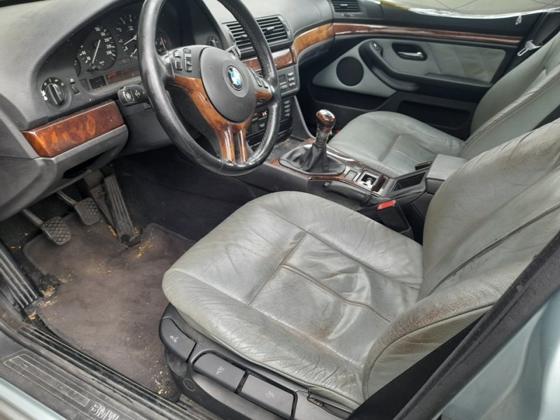 bmw serie 5 berlina (e39) del año 2002