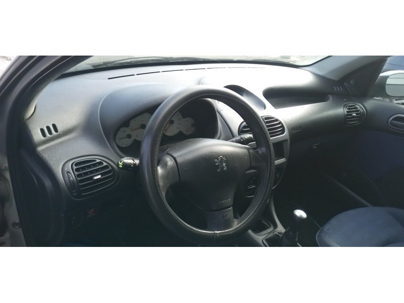 peugeot 206 berlina del año 2005 peugeot 206 berlina del año 2005