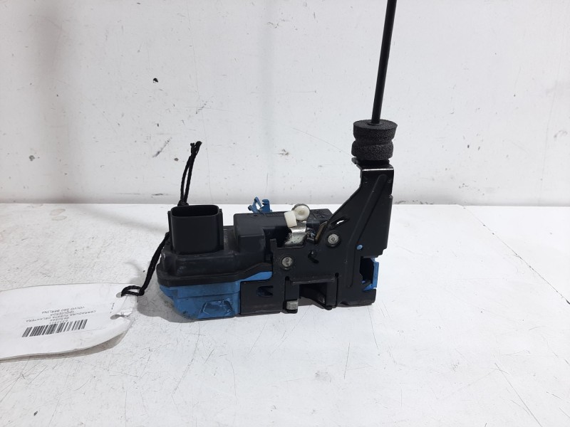Recambio de cerradura puerta delantera izquierda para volvo s60 berlina 2.4 d referencia OEM IAM 8650544  
