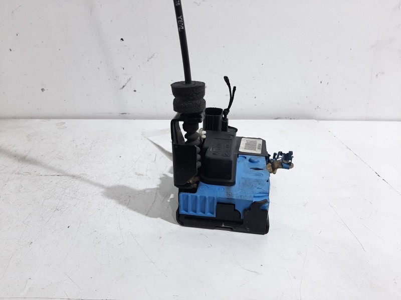 Recambio de cerradura puerta delantera izquierda para volvo s60 berlina 2.4 d referencia OEM IAM 8650544  