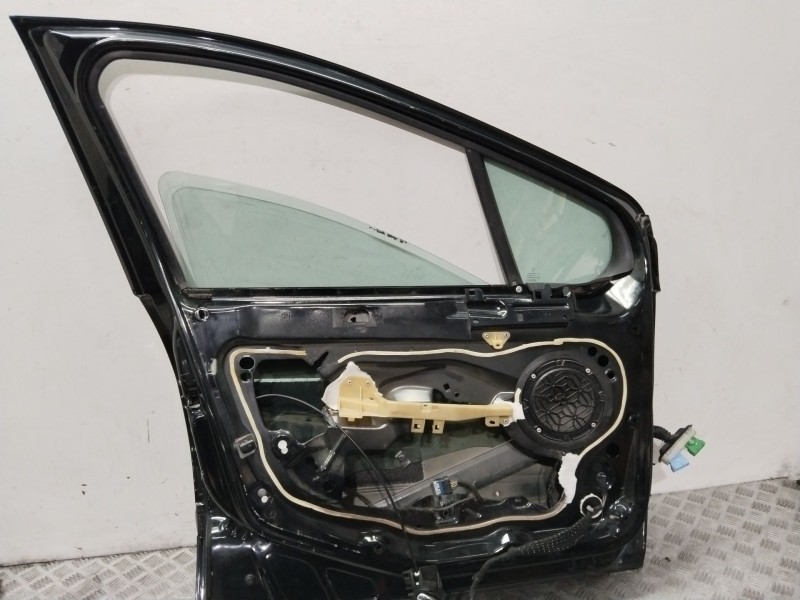 Recambio de puerta delantera izquierda para peugeot 308 confort referencia OEM IAM 9002Z1 NEGRO 