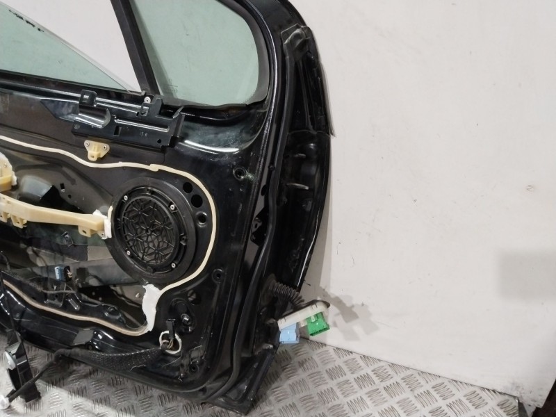 Recambio de puerta delantera izquierda para peugeot 308 confort referencia OEM IAM 9002Z1 NEGRO 