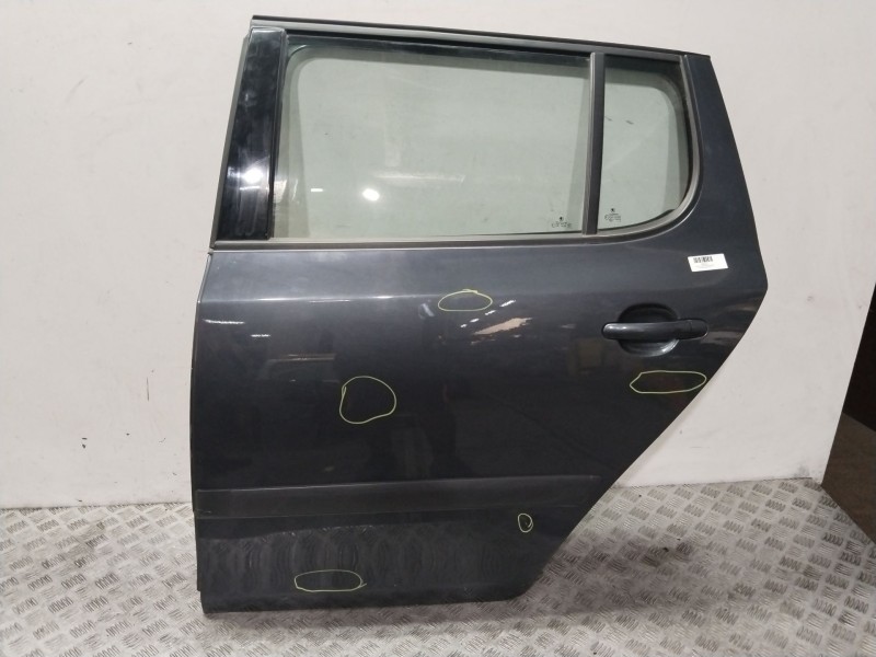 Recambio de puerta trasera izquierda para skoda fabia (5j2 ) sport referencia OEM IAM 5J6833055  GRIS