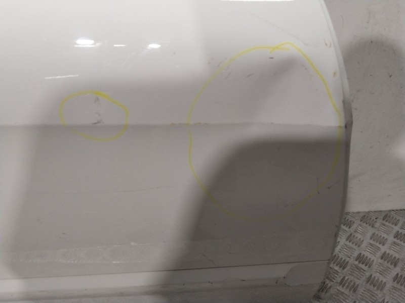 Recambio de puerta trasera derecha para peugeot 308 sw active referencia OEM IAM 9805267480 BLANCO 