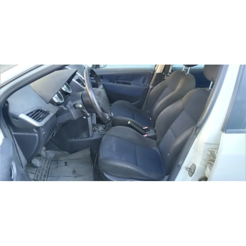 PEUGEOT 207 - imagen 6