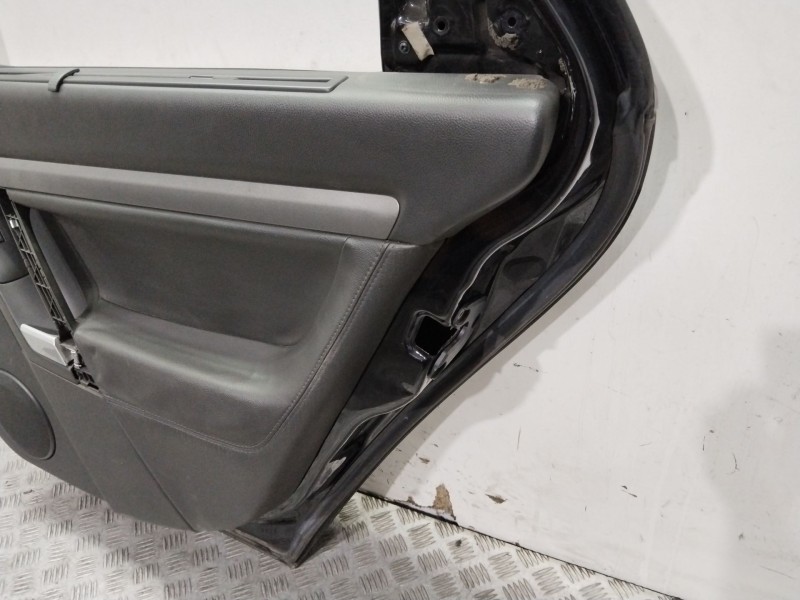 Recambio de puerta trasera derecha para opel vectra c berlina elegance referencia OEM IAM 93175837 NEGRO 