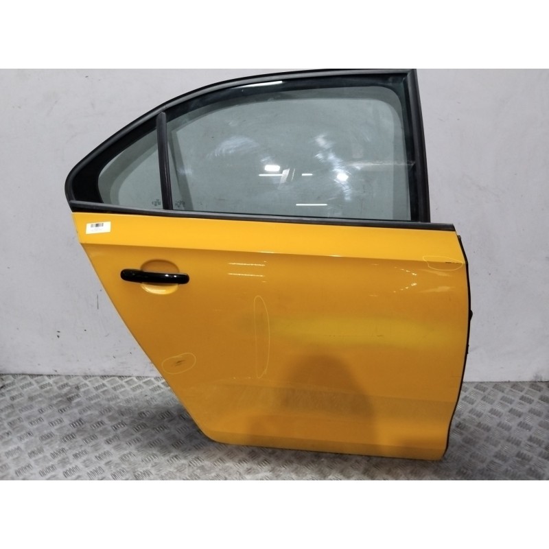 Recambio de puerta trasera derecha para seat toledo iv (kg3) 1.6 tdi referencia OEM IAM 5JA833052C  AMARILLO