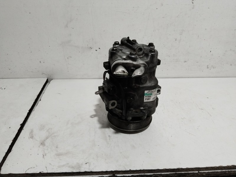 Recambio de compresor aire acondicionado para fiat linea (110) dynamic referencia OEM IAM 51803875  