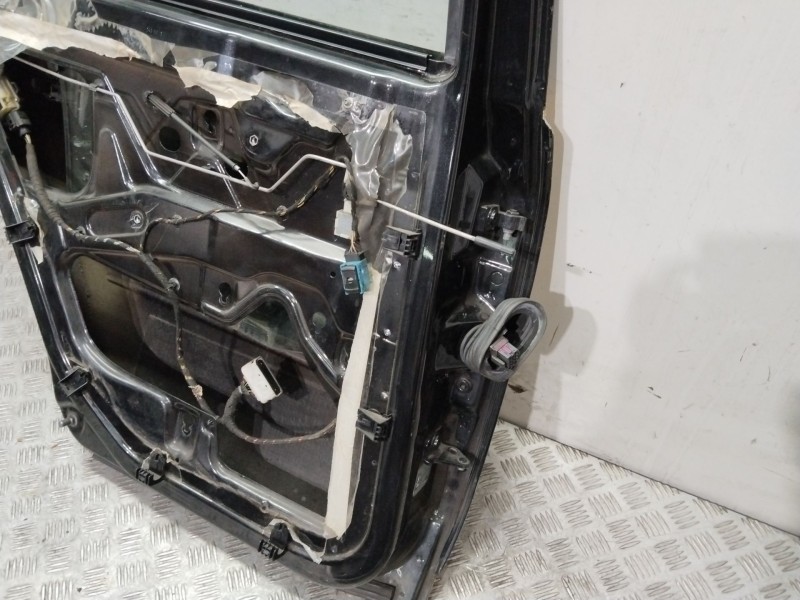 Recambio de puerta trasera izquierda para skoda octavia berlina (1u2) tour referencia OEM IAM 1U4833055 TAXI 