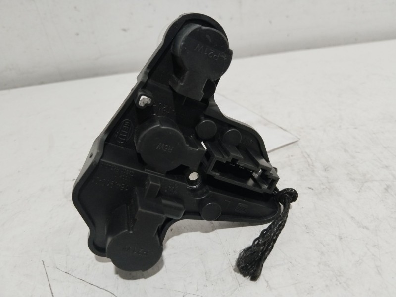Recambio de portalampara piloto trasero izquierdo para seat toledo iv (kg3) 1.6 tdi referencia OEM IAM 18491001  