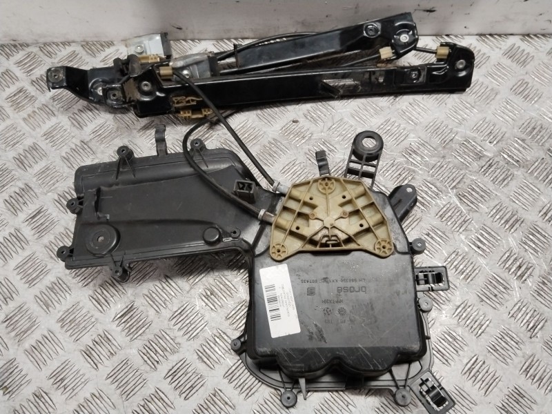Recambio de elevalunas delantero izquierdo para seat leon (1p1) reference referencia OEM IAM 1P0867435  1K0959793H