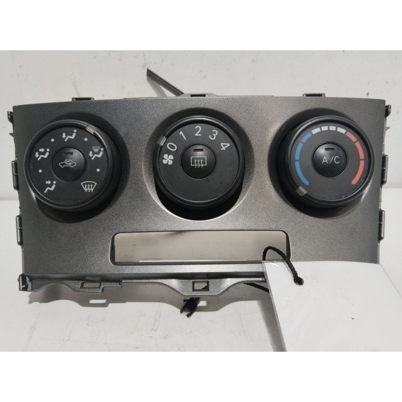 Recambio de mando calefaccion / aire acondicionado para toyota auris básico referencia OEM IAM 5540602190  