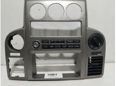 Recambio de rejilla aireadora central para nissan x-trail (t30) vertex referencia OEM IAM 68260EQ000
