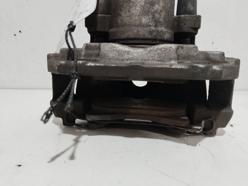 Recambio de pinza freno delantera izquierda para opel meriva cosmo referencia OEM IAM 93176427  