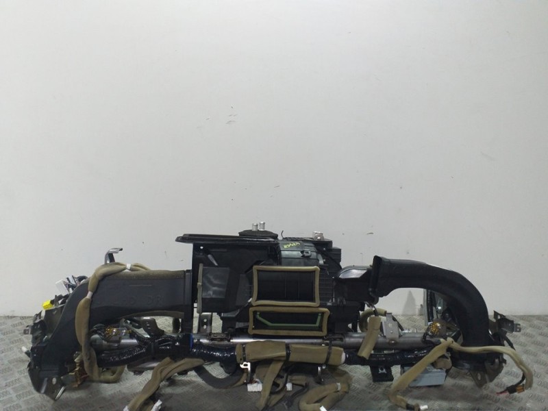 Recambio de calefaccion entera normal para nissan leaf basis referencia OEM IAM 272105SH1A  