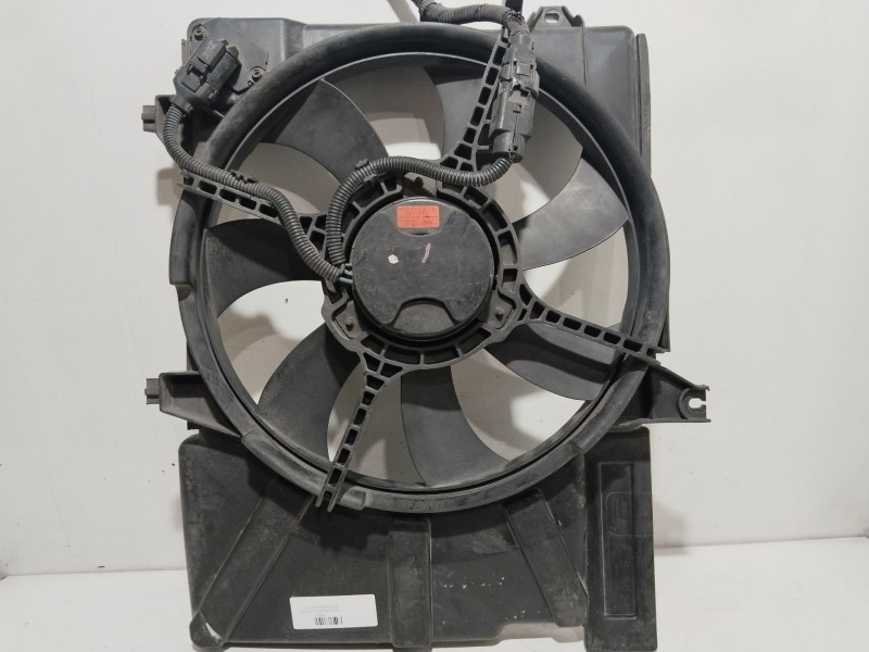 Recambio de electroventilador para hyundai getz (tb) 1.1 básico referencia OEM IAM    Recambio de electroventilador para hyundai getz (tb) 1.1 básico referencia OEM IAM