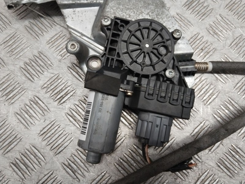 Recambio de elevalunas delantero derecho para ford focus berlina (cak) ghia referencia OEM IAM   