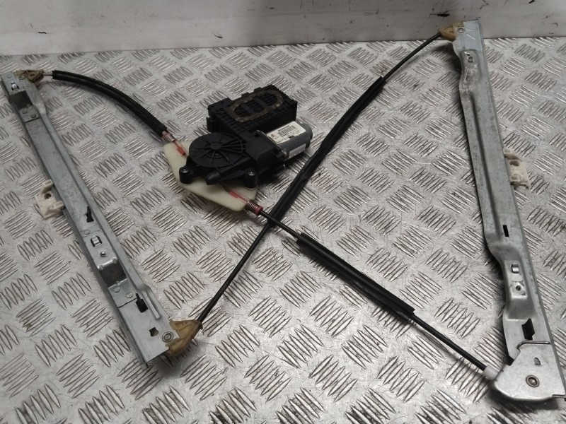 Recambio de elevalunas delantero izquierdo para citroën c4 picasso exclusive plus referencia OEM IAM 9654087880  CONFORT