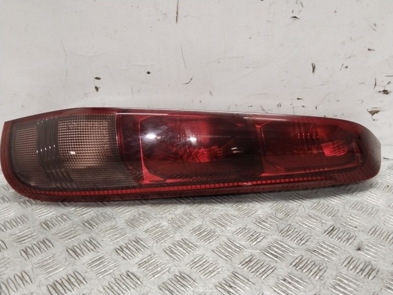 Recambio de piloto trasero derecho para nissan x-trail (t30) vertex referencia OEM IAM 26554EQ00A  