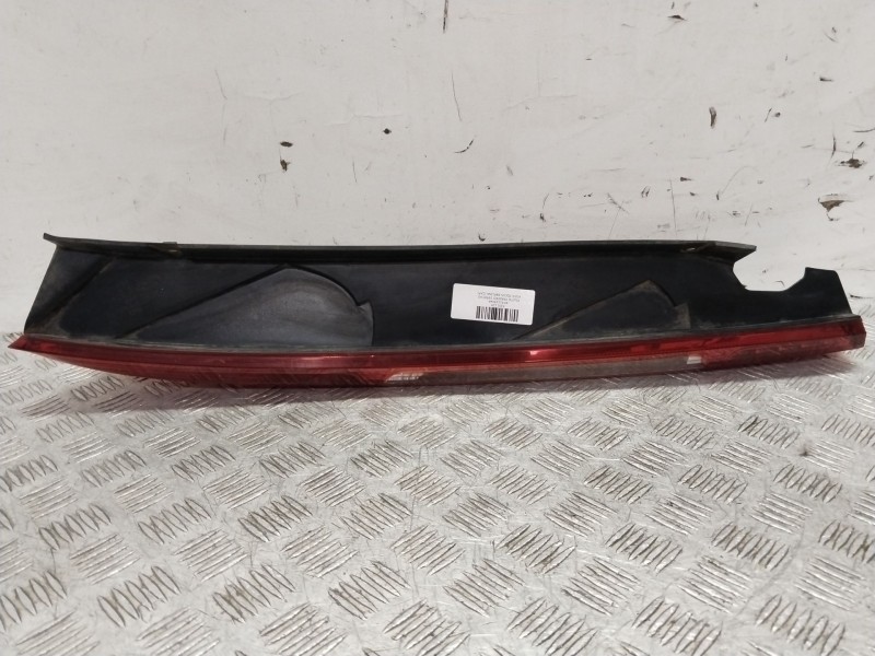 Recambio de piloto trasero derecho para ford focus berlina (cap) ghia referencia OEM IAM 4M5113404A  