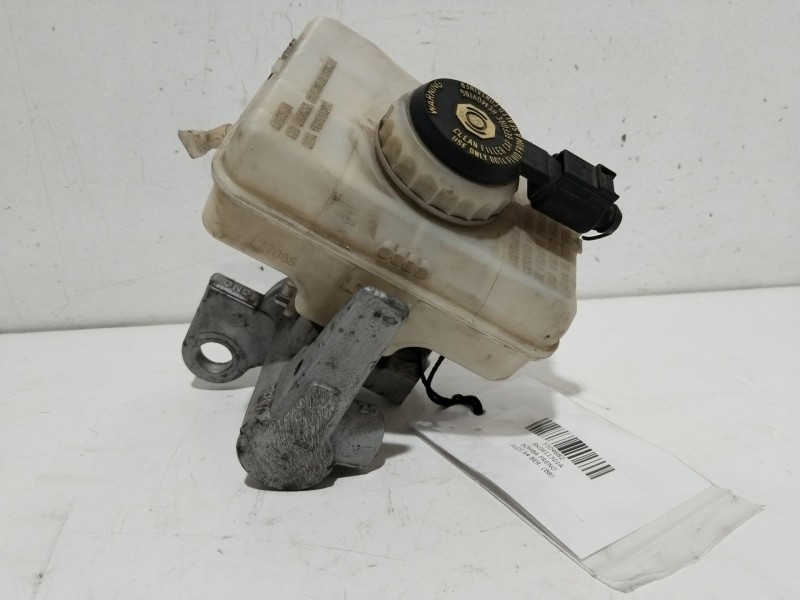 Recambio de bomba freno para audi a4 ber. (b8) básico referencia OEM IAM 8K0611301A  