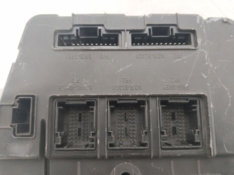 Recambio de centralita check control para renault scenic ii confort dynamique referencia OEM IAM 8200525384  