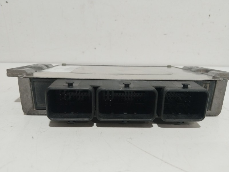 Recambio de centralita motor uce para citroën c2 vtr referencia OEM IAM 9657018380  