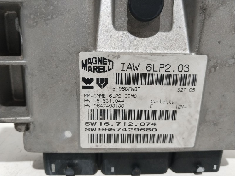 Recambio de centralita motor uce para peugeot 206 berlina xr referencia OEM IAM 51968FNBF  9657429680