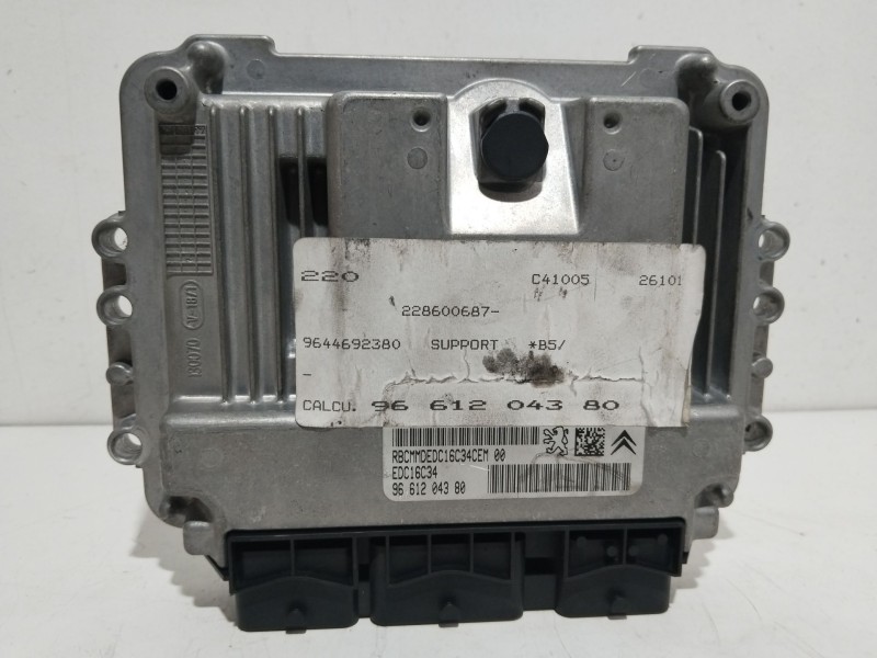 Recambio de centralita motor uce para citroën c4 berlina exclusive referencia OEM IAM 9661204380  
