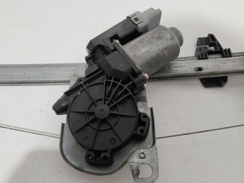 Recambio de elevalunas delantero derecho para citroën c3 1.4 hdi cool referencia OEM IAM 440787E  