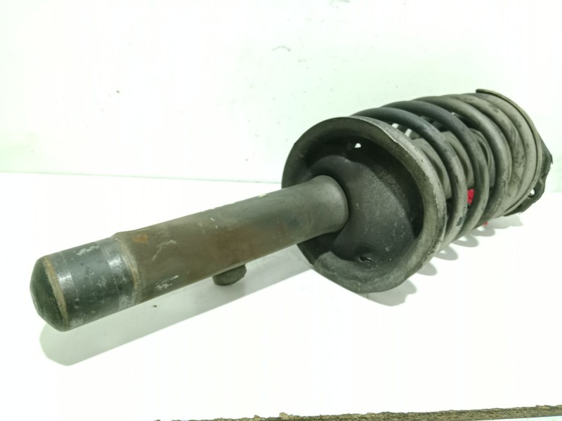 Recambio de amortiguador delantero izquierdo para peugeot 206 berlina xr referencia OEM IAM 5202LS  