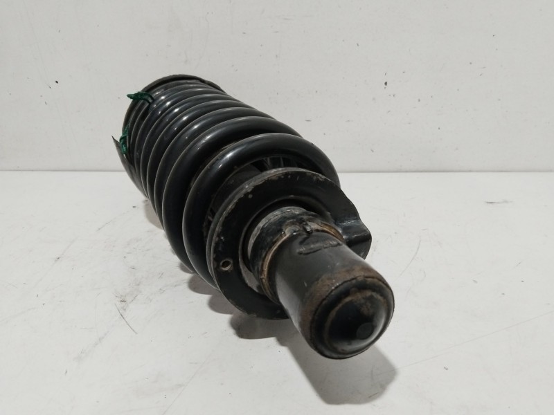 Recambio de amortiguador delantero derecho para ssangyong kyron 200 xdi limited referencia OEM IAM 4431009003 4431009003 