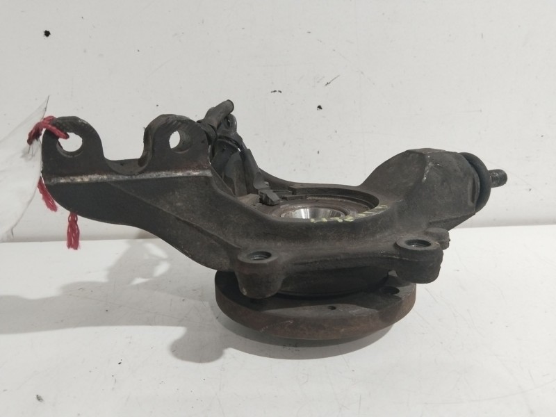 Recambio de mangueta delantera derecha para peugeot 307 berlina (s2) xs referencia OEM IAM   