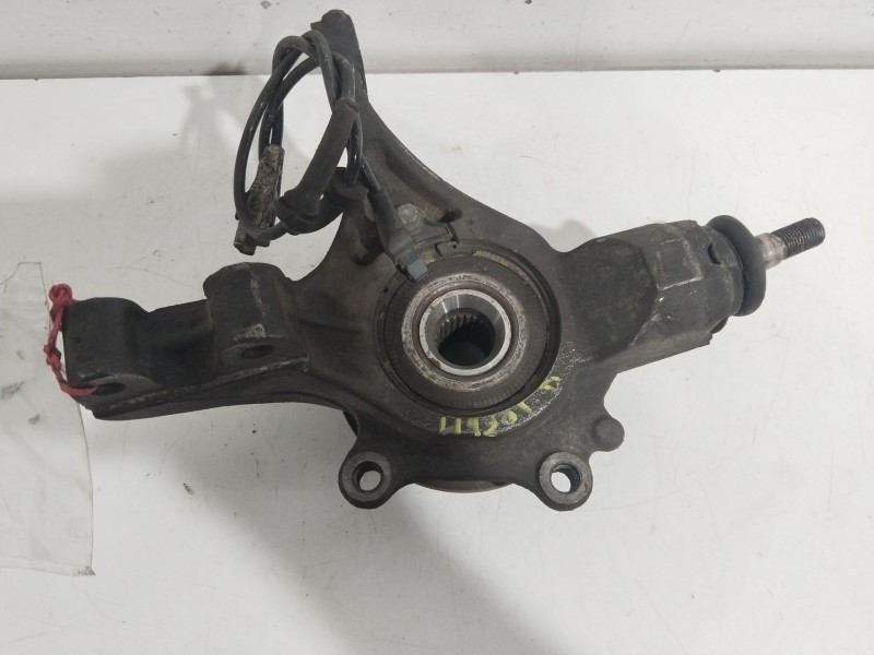 Recambio de mangueta delantera derecha para peugeot 307 berlina (s2) xs referencia OEM IAM   