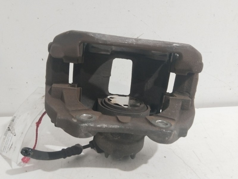 Recambio de pinza freno delantera derecha para peugeot 207 sport referencia OEM IAM 0204Y01145  