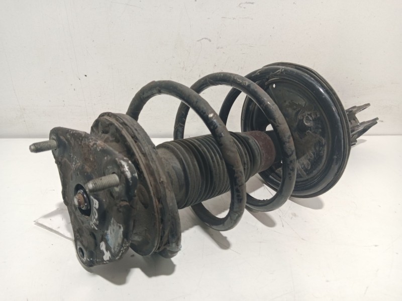 Recambio de amortiguador delantero izquierdo para kia cee´d active referencia OEM IAM 546501H000  