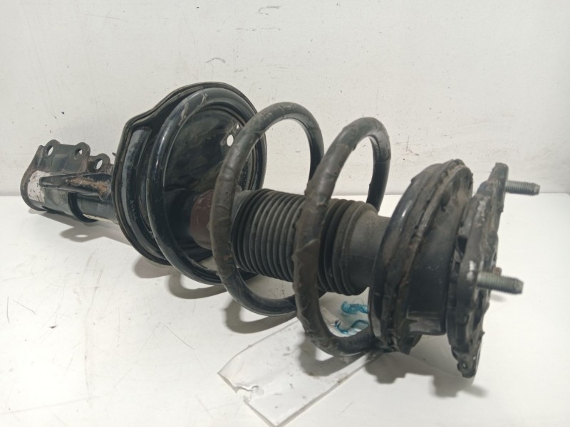 Recambio de amortiguador delantero izquierdo para kia cee´d active referencia OEM IAM 546501H000  