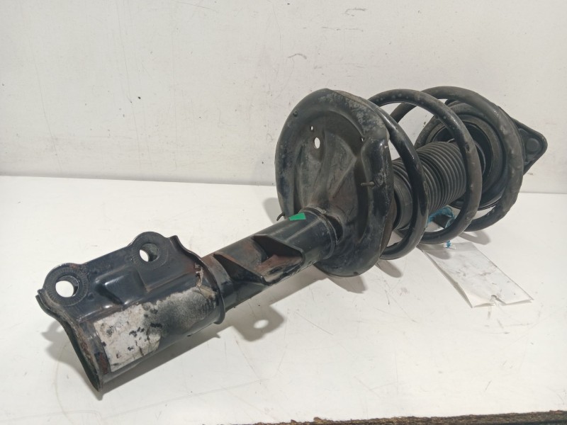 Recambio de amortiguador delantero izquierdo para kia cee´d active referencia OEM IAM 546501H000  