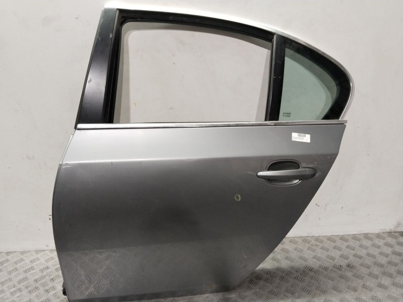 Recambio de puerta trasera izquierda para bmw serie 5 berlina (e60) referencia OEM IAM  GRIS PLATA