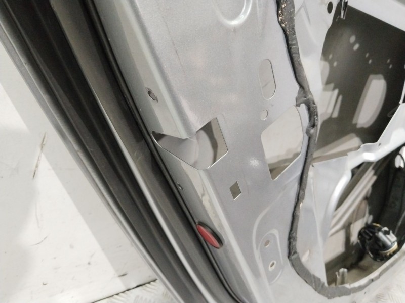 Recambio de puerta trasera izquierda para bmw serie 5 berlina (e60) referencia OEM IAM  GRIS PLATA