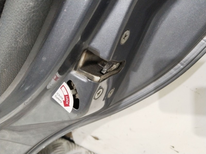 Recambio de puerta trasera derecha para tata indigo (4_v2) 1.4 td referencia OEM IAM   GRIS