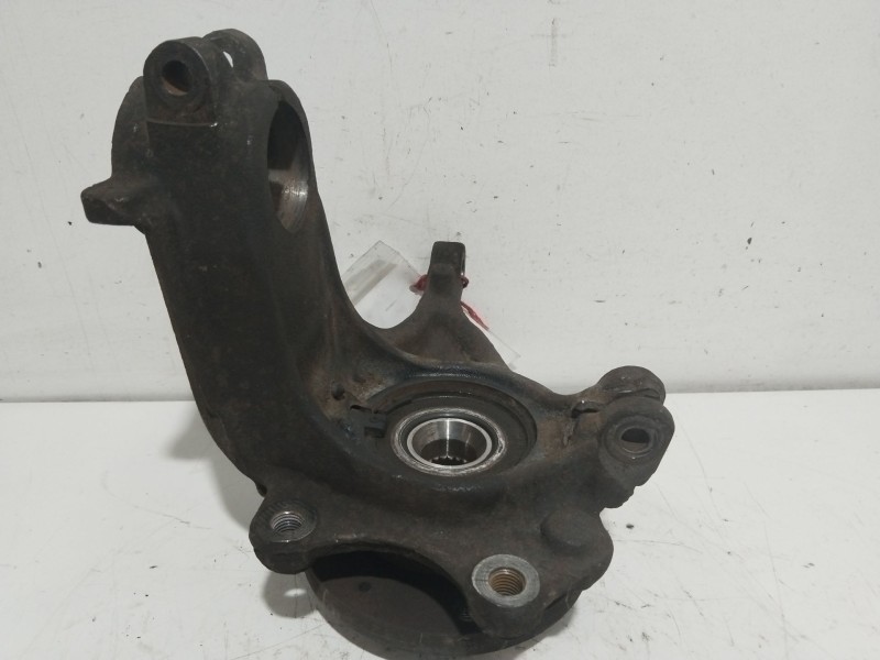Recambio de mangueta delantera derecha para peugeot 207 sport referencia OEM IAM   