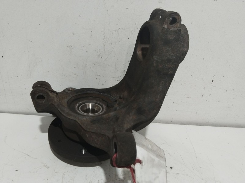 Recambio de mangueta delantera derecha para peugeot 207 sport referencia OEM IAM   