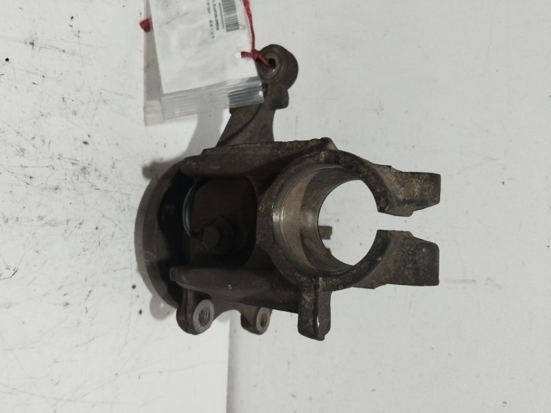 Recambio de mangueta delantera derecha para peugeot 207 sport referencia OEM IAM   